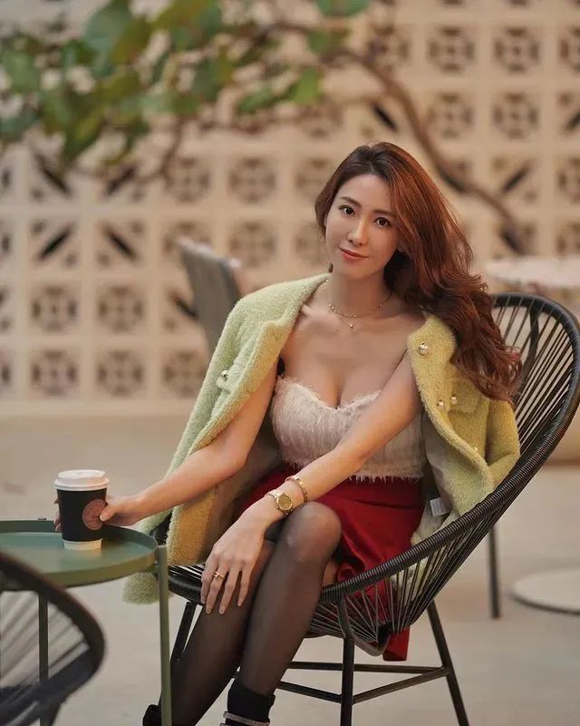 台湾网红安娜，辣度指数爆表的气质女神