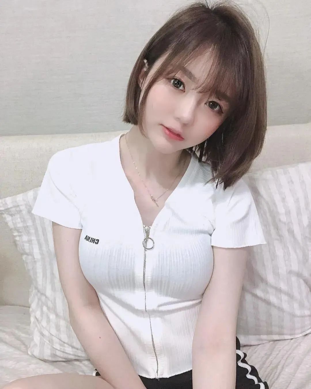 翁子婷，清纯可爱的“甜美系”女神