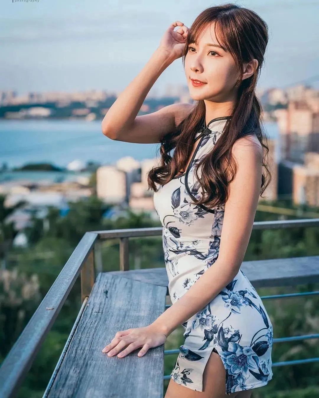 台湾艺术大学校花陈郁晴，甜美可人的气质女神