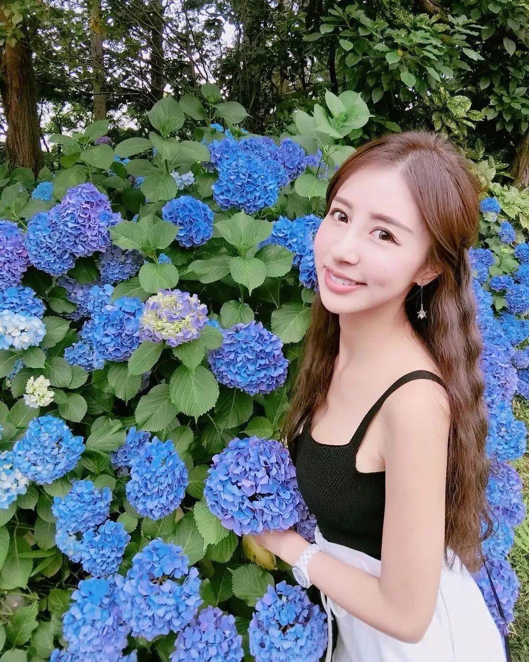 台湾最美空姐瑞塔儿，气质出众的甜美女神