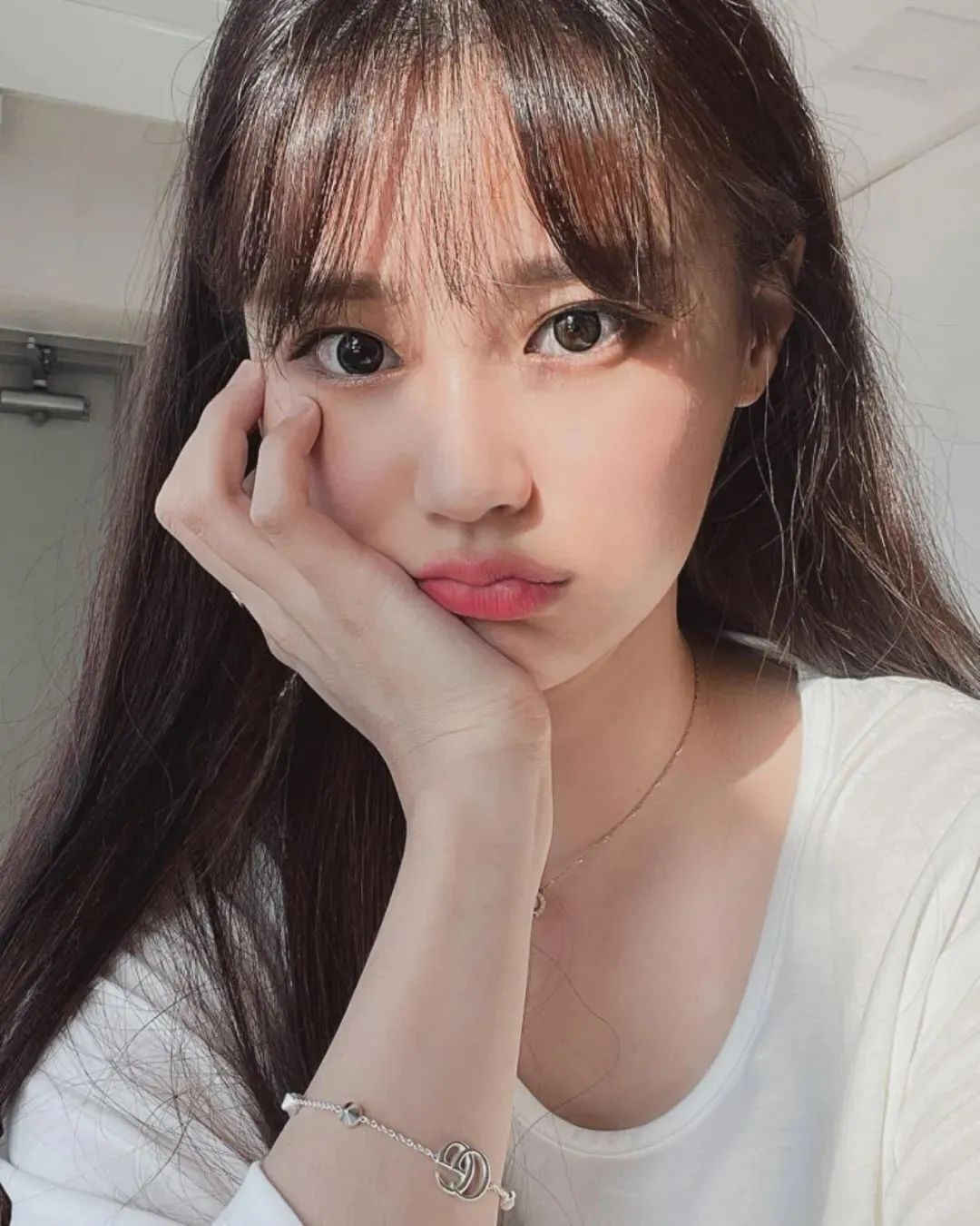 韩国网红朴善珠，青春甜美的阳光美少女