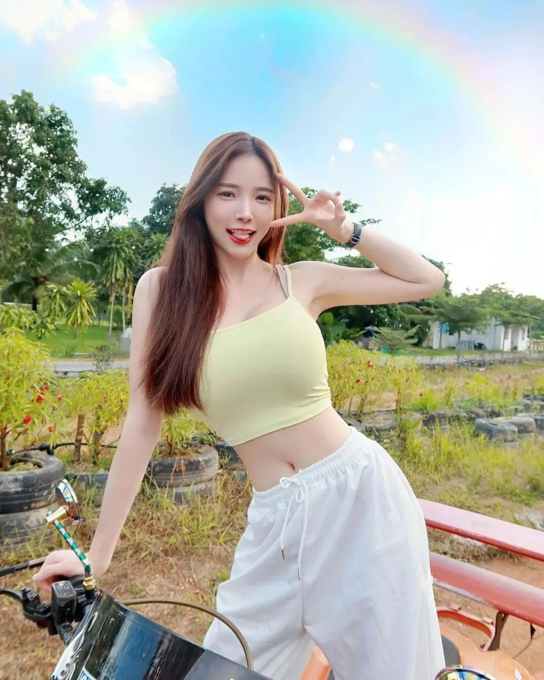 台湾网红蓝星蕾，辣度指数爆表的DJ女神