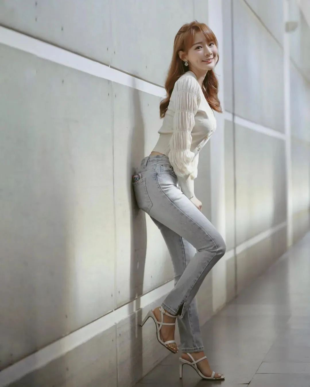 台湾网红林莎，甜美指度超标的元质美少女