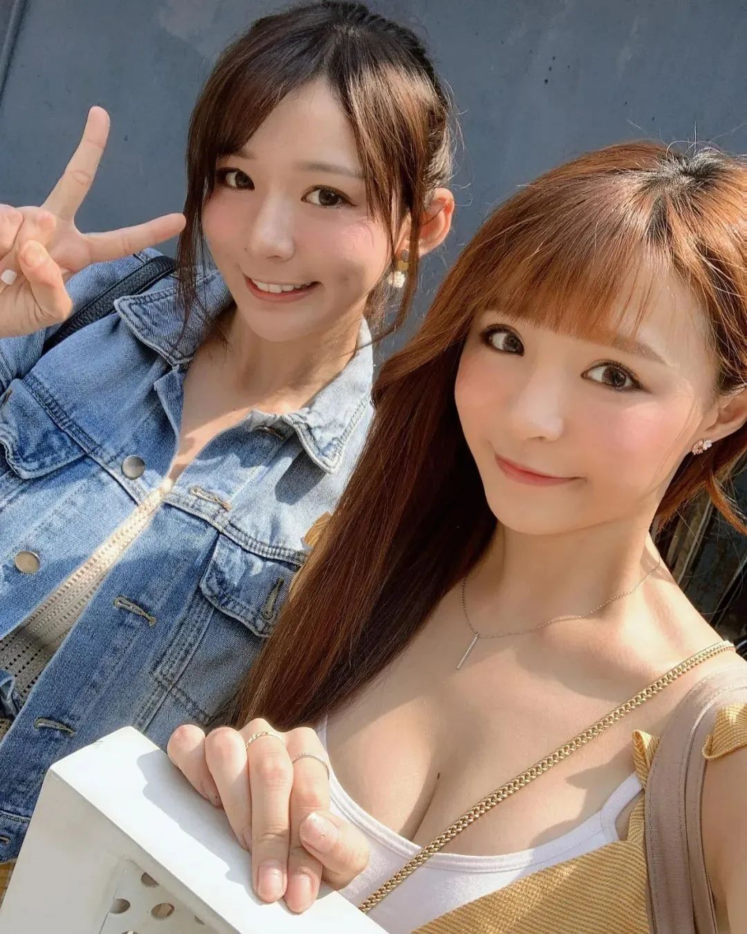 台湾网红吴婕安，拥有天使童颜的她，被网友称其为“呆萌女神”