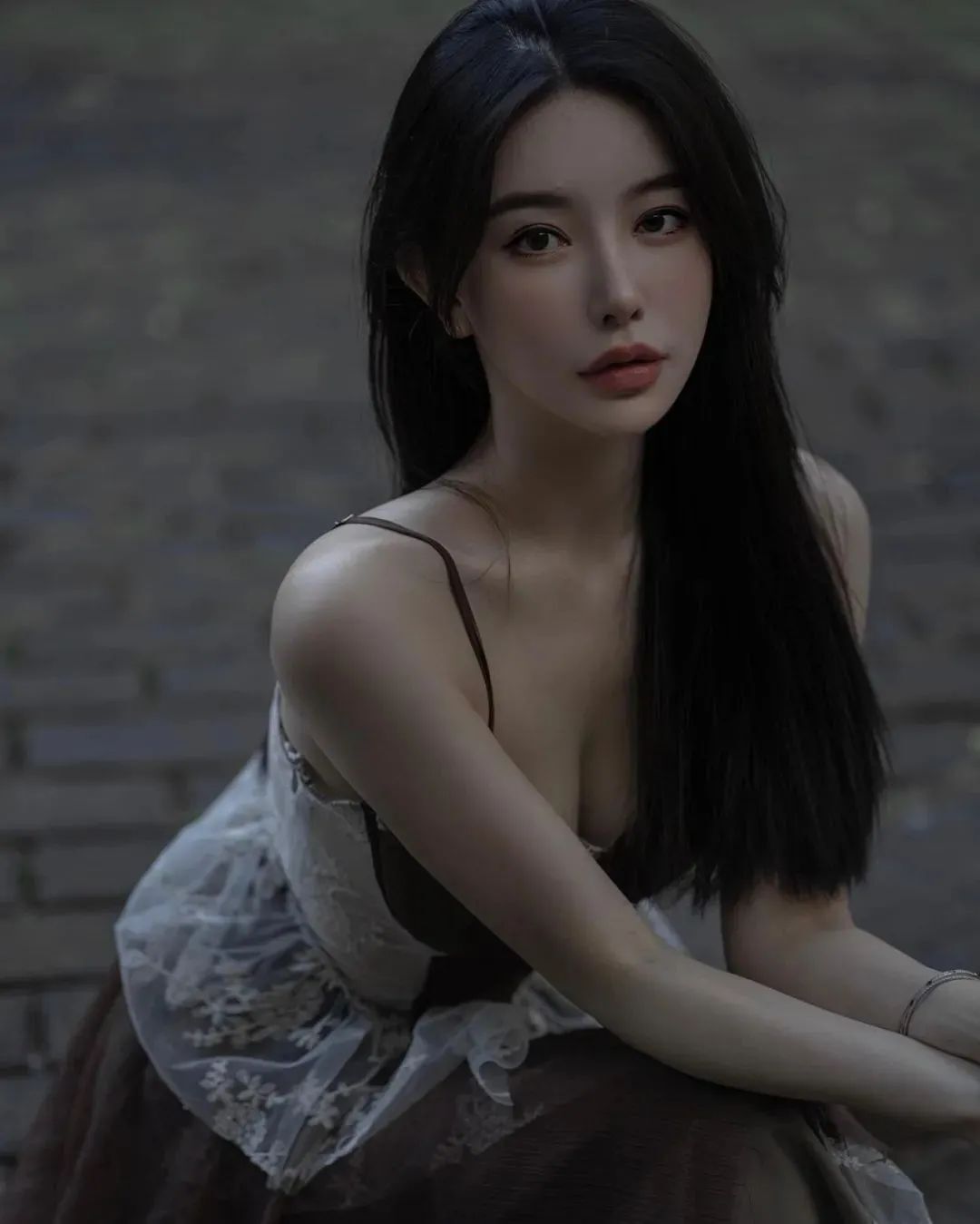 国产网红olivia，甜美迷人的她，是多少人心目中的完美型女友