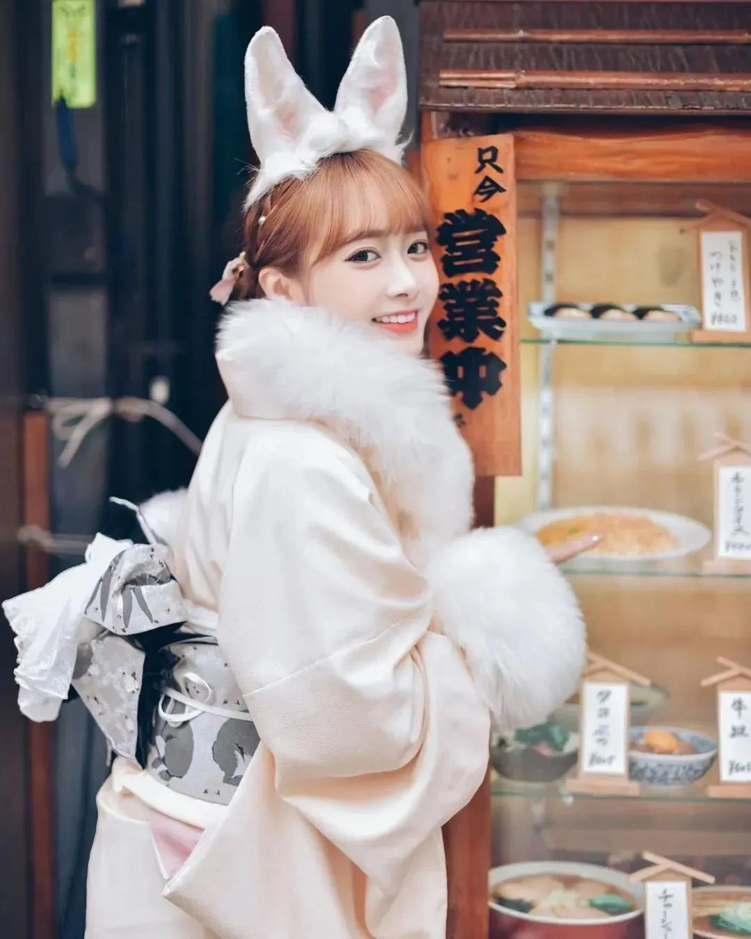 甜美迷人的她，被网友们称赞为最美台妹