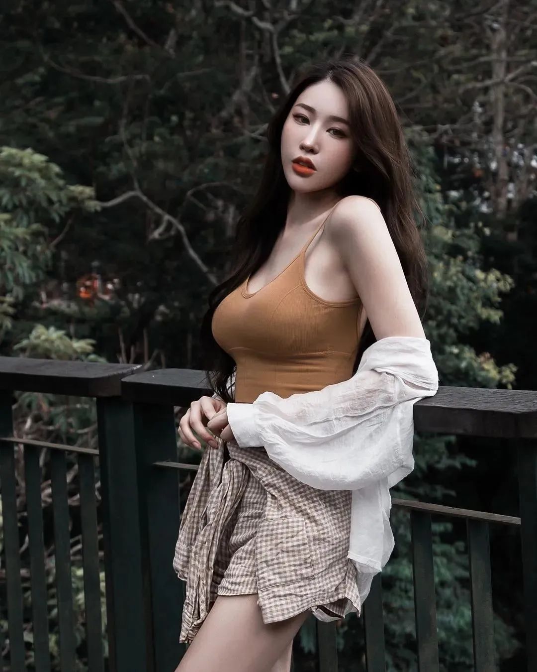 台湾网红郑若青，天生丽质的“颜值系”女神