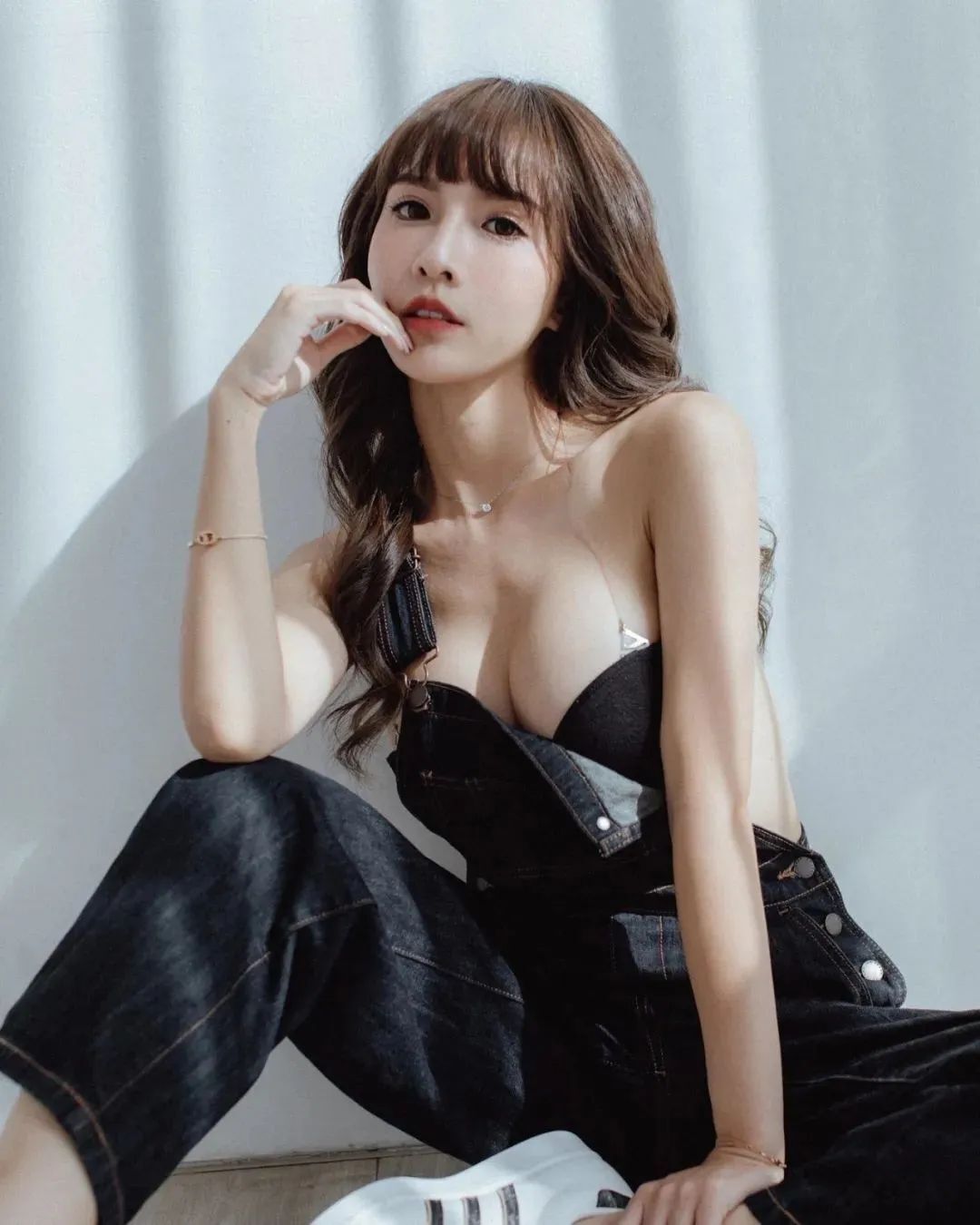 台湾网红王俪洁，甜美又性感的啦啦队女神