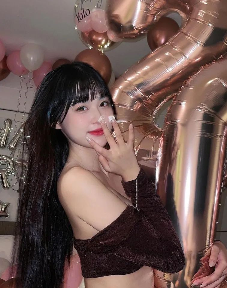 台湾网红 | 余家仪，甜美又可爱的小清新女神