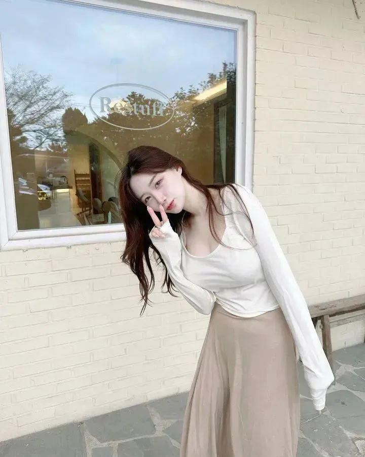 韩国网红 | Asuna，甜美又性感的顶级美女模特