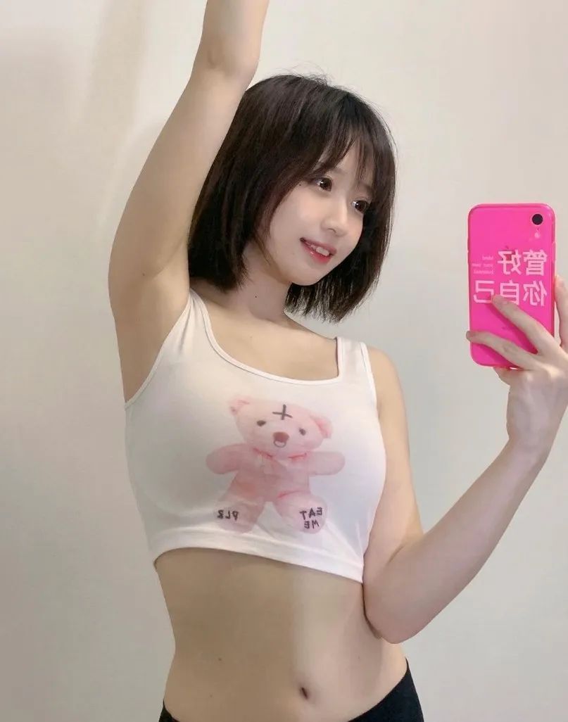 国产顶级网红美女，清纯又可爱的甜美系女神
