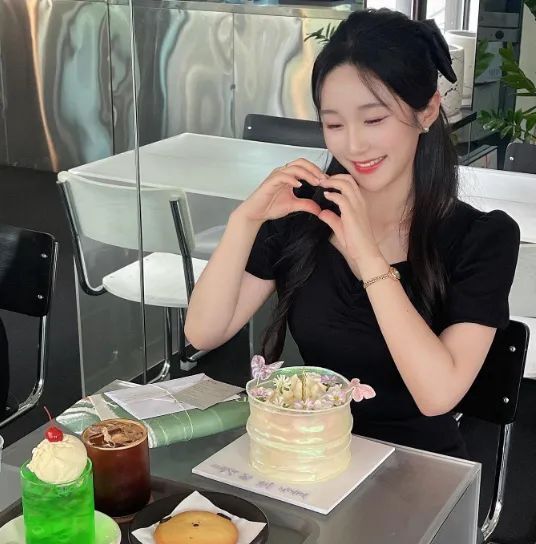韩国网红 | 甜美又性感的顶级健身美女