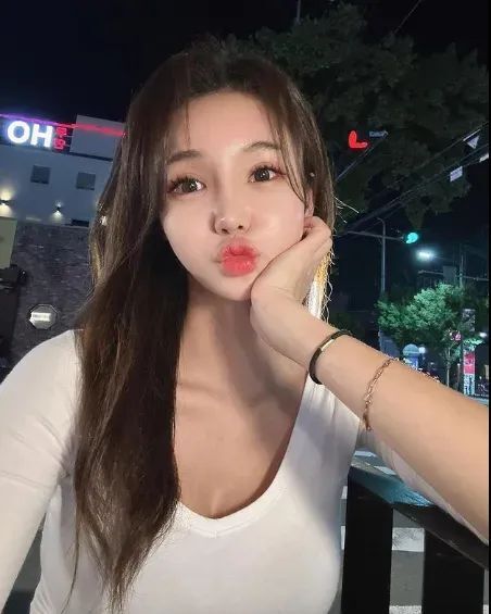 韩国网红 | sejin，甜美又性感的御姐范女神