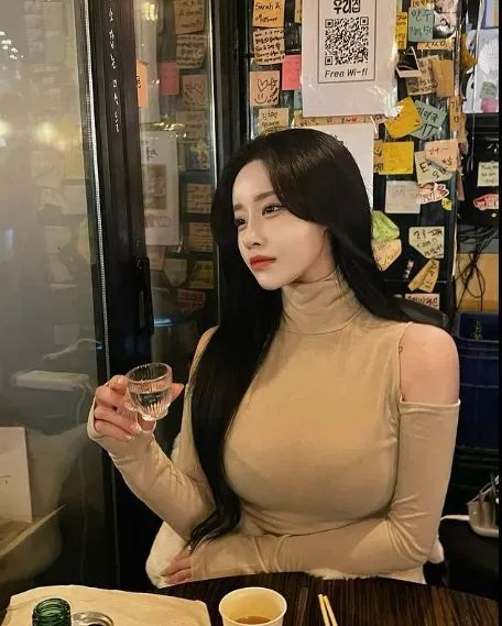 韩国极品模特！天赋值拉满，身材实力杠杠的！