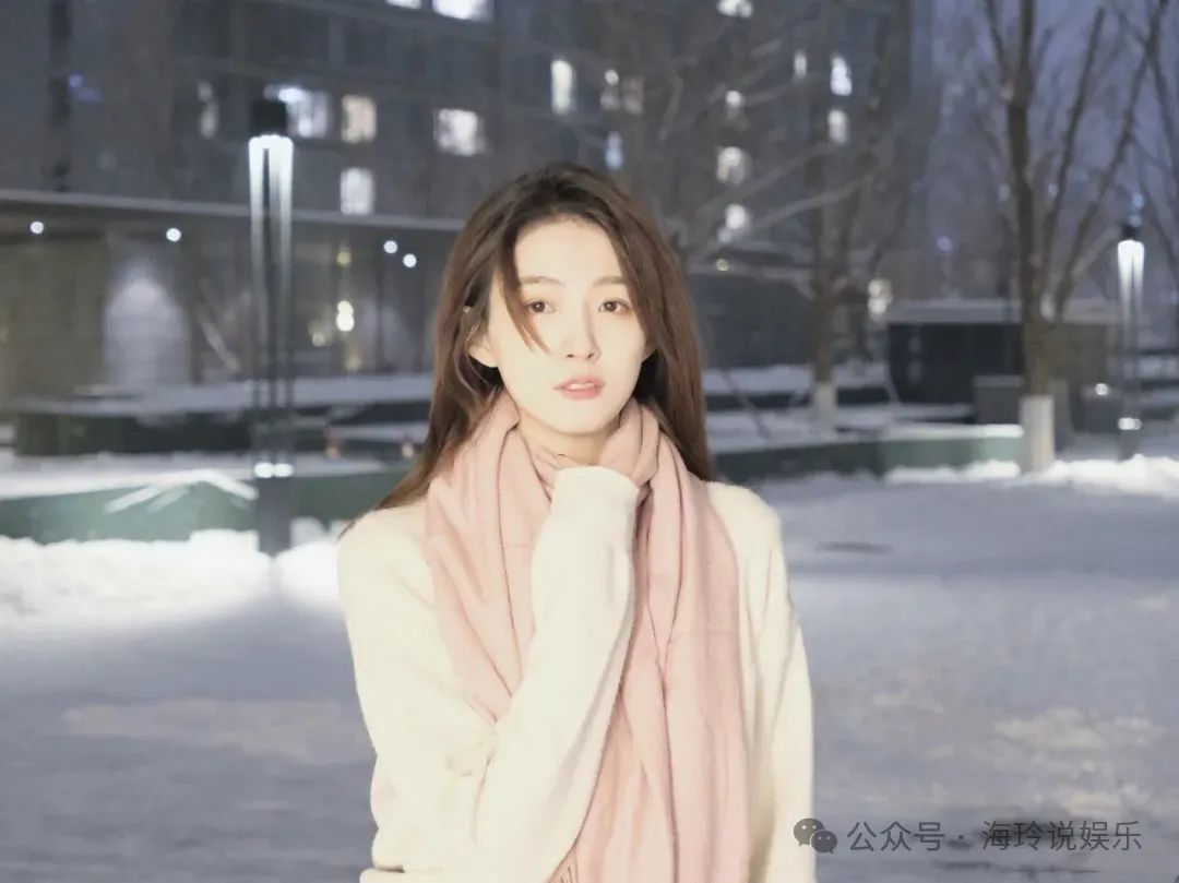 腾讯最美女主播！颜值出众，身材实力杠杠的！