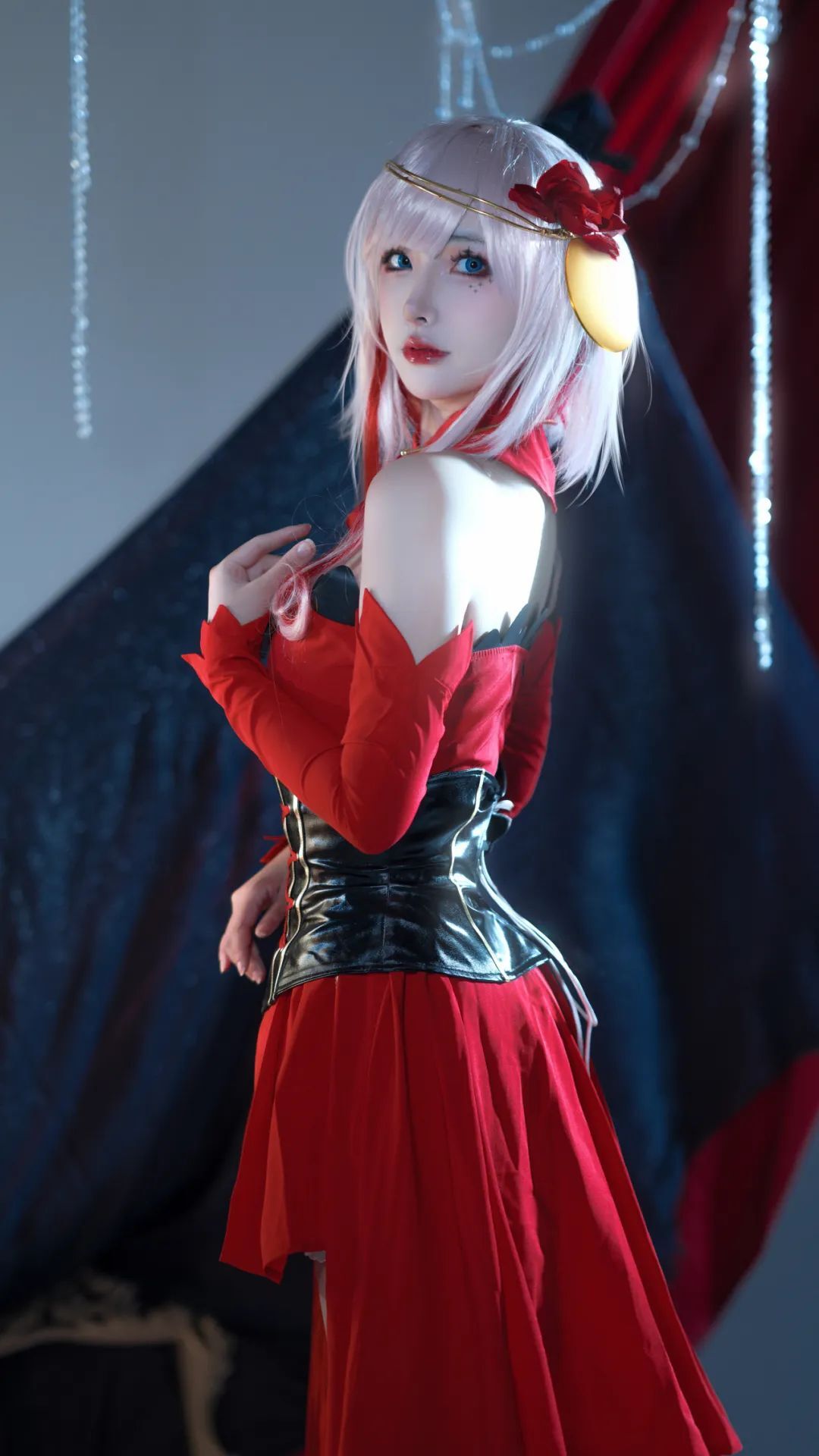 cosplay：【宿命回响】珂赛特