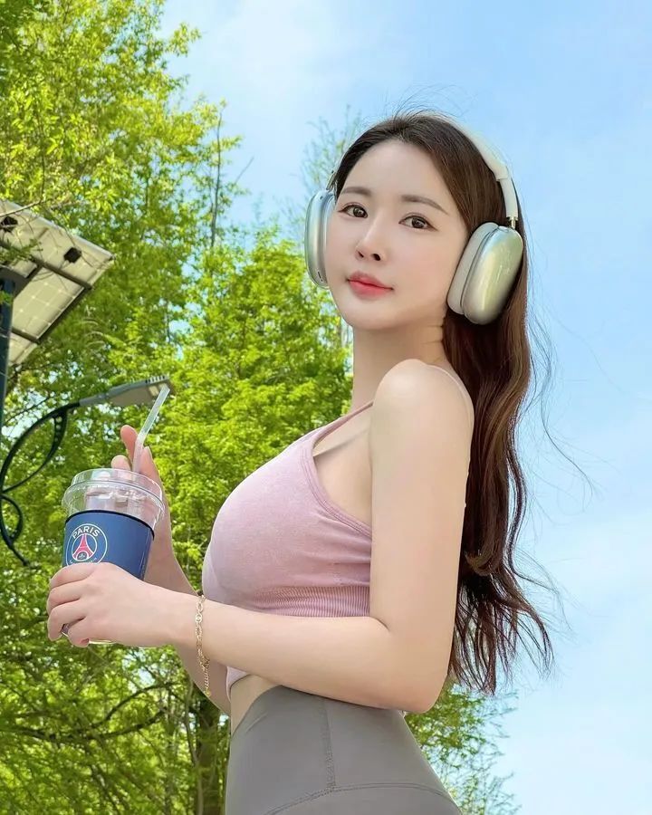 身材绝了，完全顶不住！
