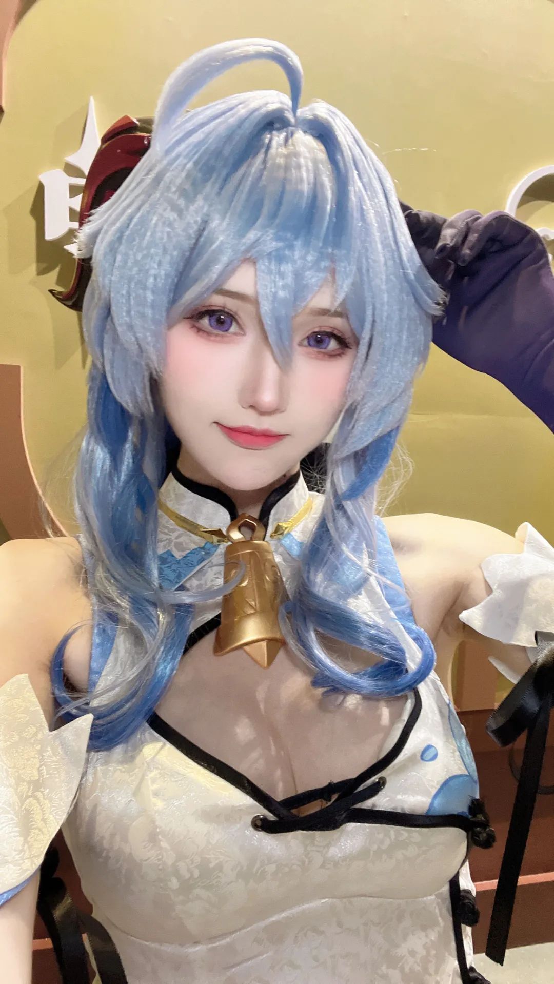 原神cos合集：白色旗袍甘雨太美了！泳装妮露超白！白月光归终高度还原！