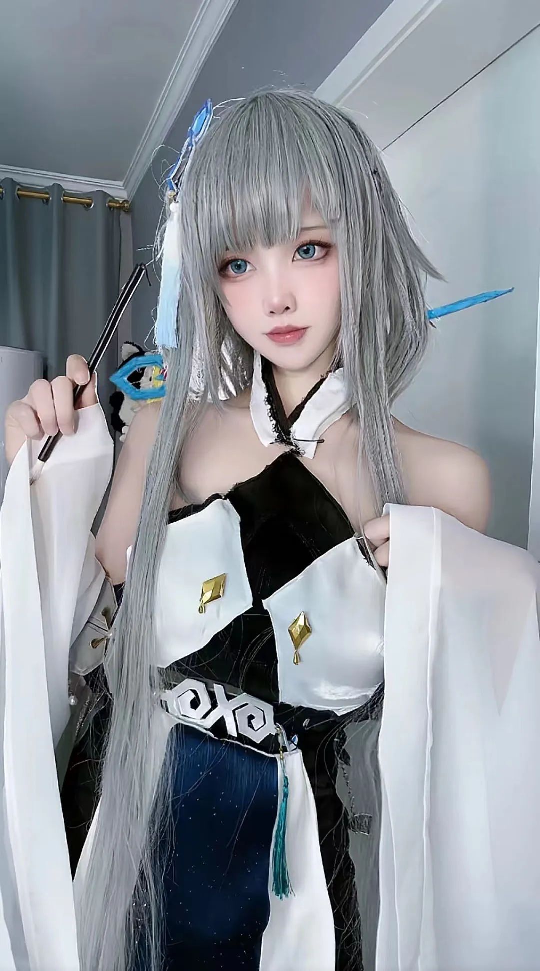 原神cos合集：白色旗袍甘雨太美了！泳装妮露超白！白月光归终高度还原！