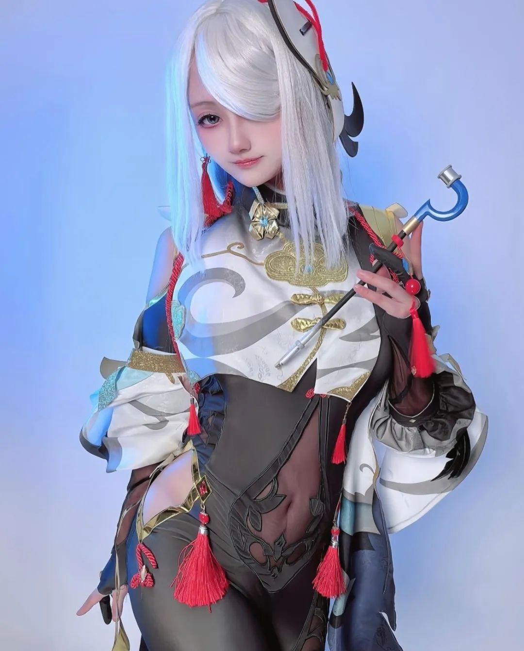 原神coc：申鹤咬衣服太顶级了！八重神子眼神迷离神秘魅惑，雷神胸口拔刀太可爱了！