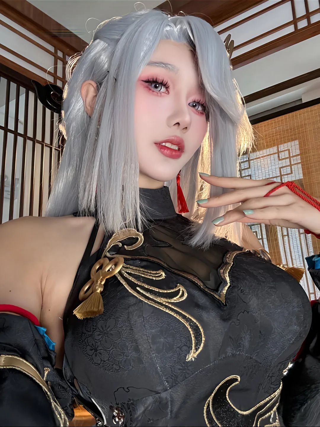 原神cos：连体黑丝+赛车服，申鹤太御了！邪魅雷神，花嫁刻晴可爱爆了！