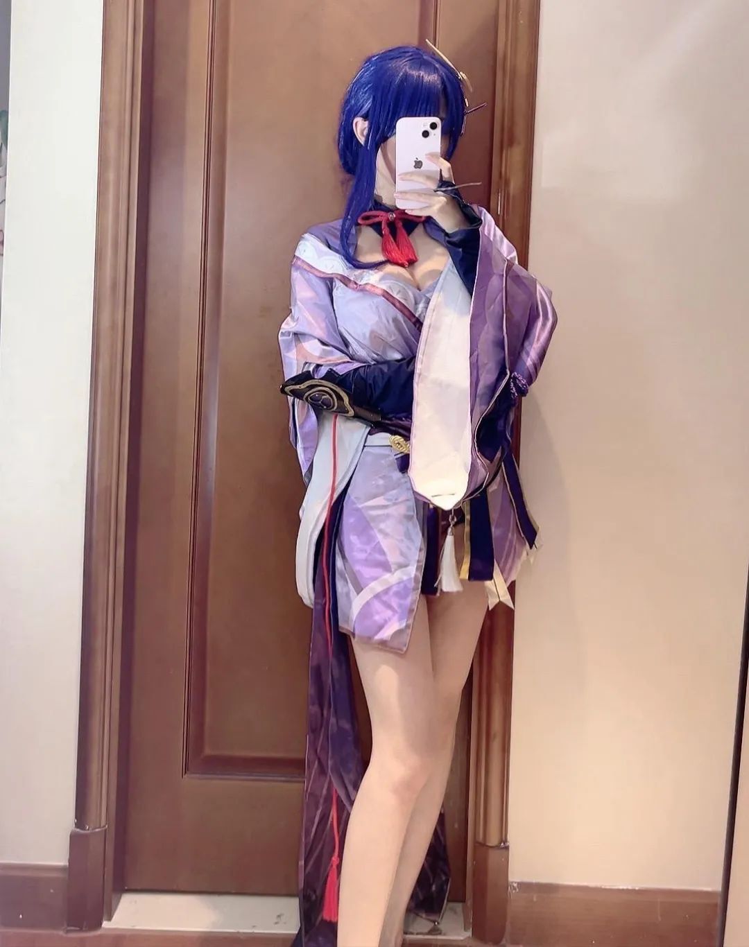 原神cos：黑丝+女仆装，申鹤太美了！和服绫华，JK雷神，清凉女仆装甘雨，白丝荧妹是真的顶！