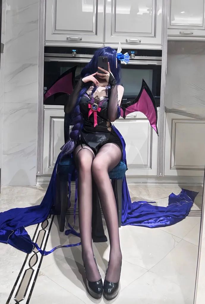原神cos：兔女郎甘雨太顶了！黑丝旗袍莫娜！白丝女仆雷神，泳装心海真可爱！