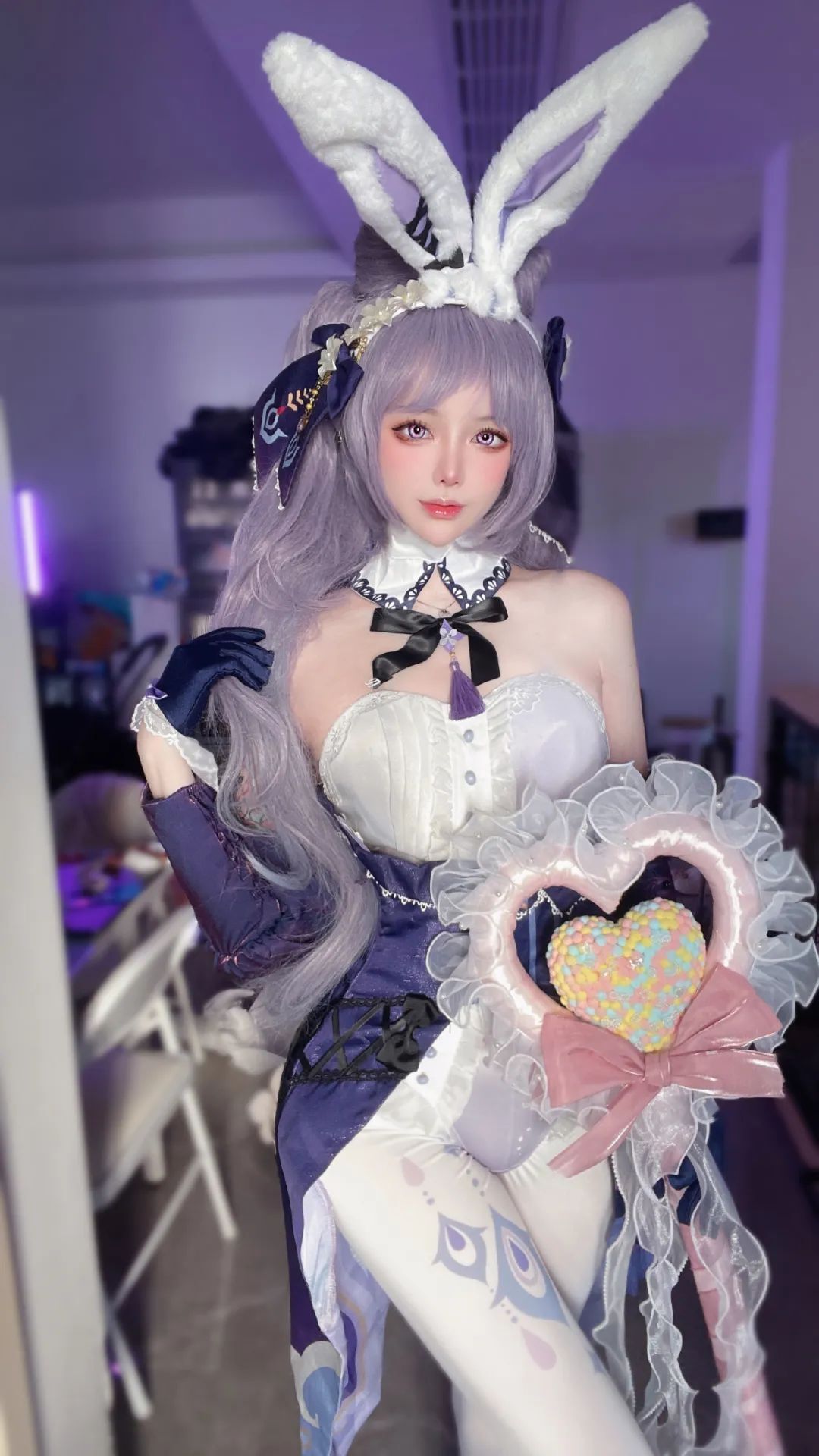 原神cos：黑丝旗袍甘雨，白丝兔女郎刻晴真绝了！勒肉黑丝旗袍申鹤让玩家狂喜！