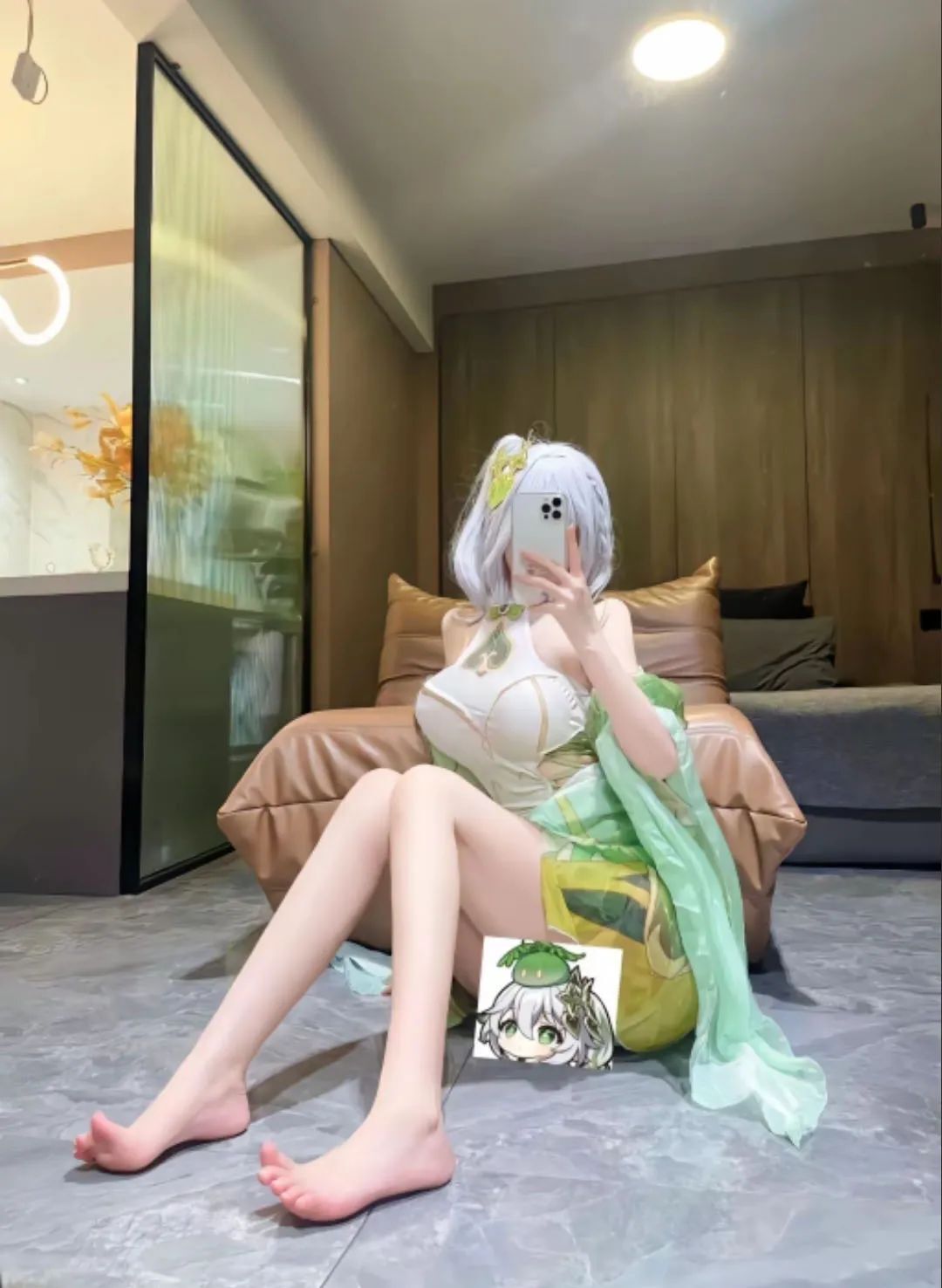 原神cos：黑丝+皮裤，兔女郎甘雨太美了！赛车服申鹤，草神泳装，旗袍莫娜，看到就不能错过！