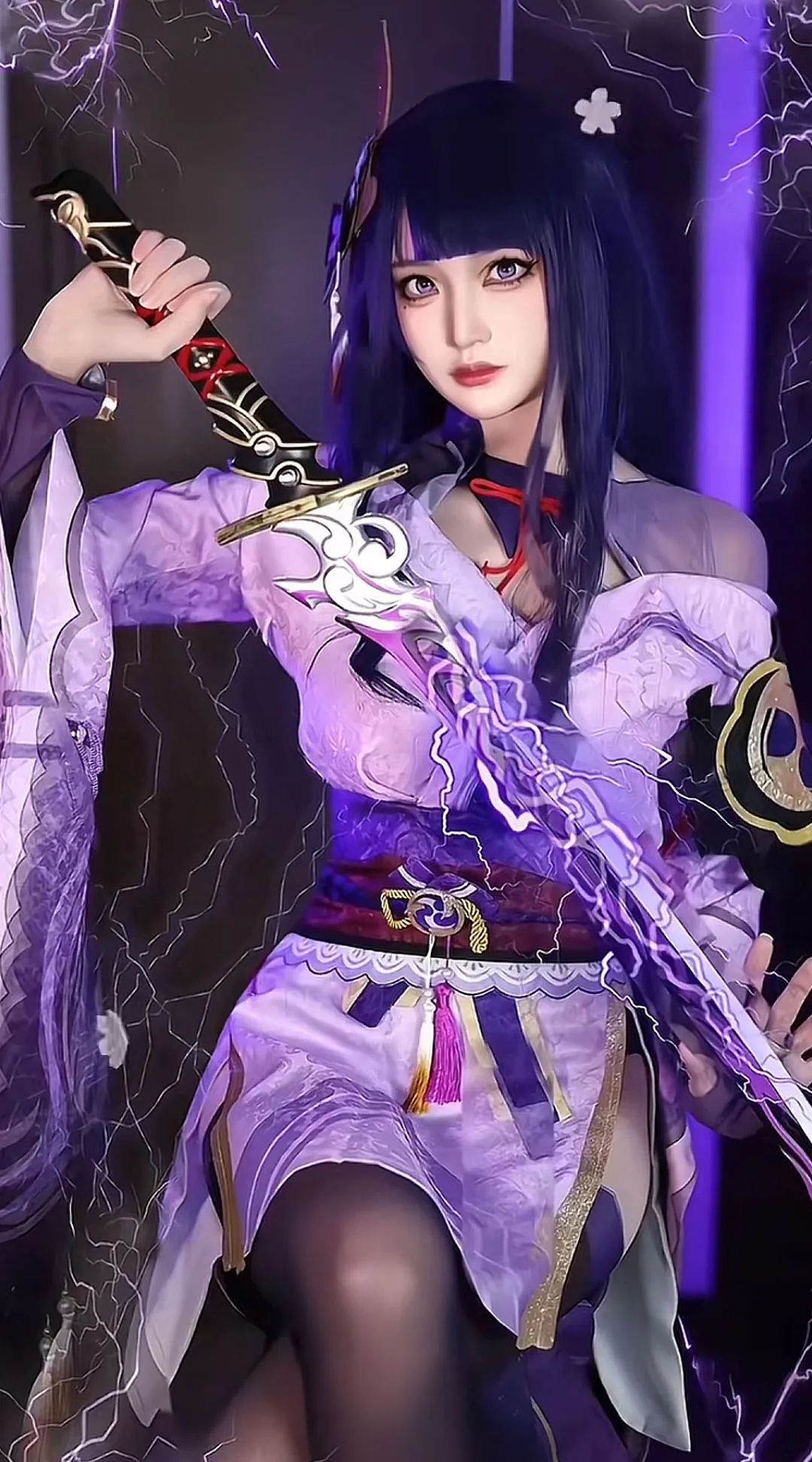 原神cos：黑丝+双马尾，女仆莫娜太美了！泳装妮露，和服雷神，绮良良表情太萌了！