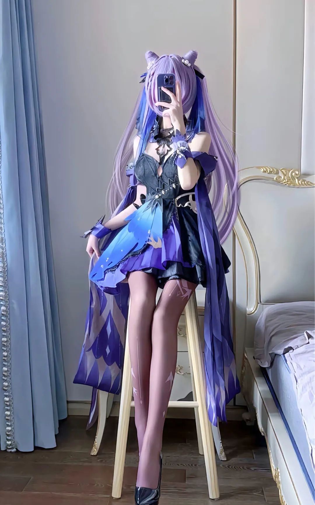 原神cos：破洞黑丝+制服，甘雨太顶了！超短裙心海巨可爱！黑丝双马尾莫娜，黑丝皮裤雷神让人狂喜！