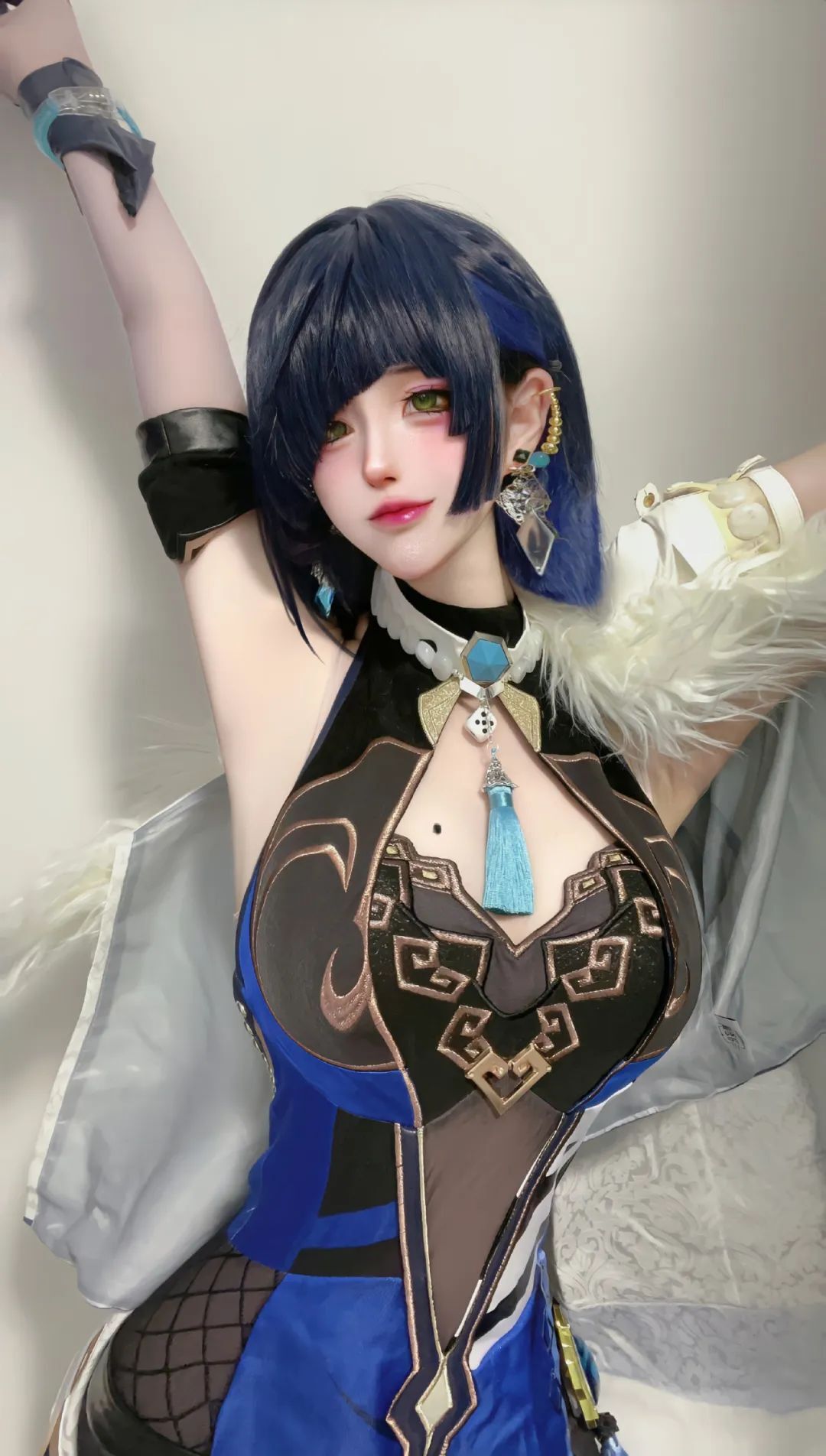 ​原神cos：萍姥姥年轻时太漂亮了！夜兰真是好身材！小姨申鹤竟变幼了！八重神子的坏笑让人心动！