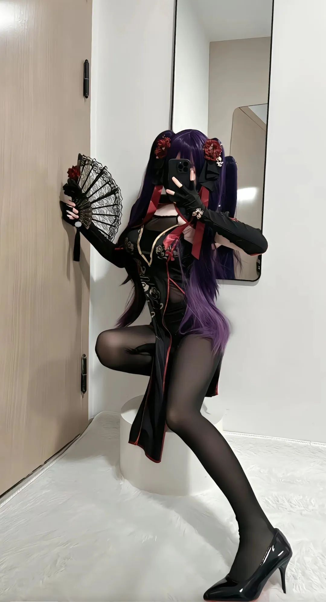 原神cos：黑丝+皮鞭，雷神化身搜查官！兔女郎甘雨太魅惑了！水手服绫华，单边白丝神子让人狂喜！