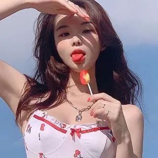 INS美女|韩国网红，内衣模特still need