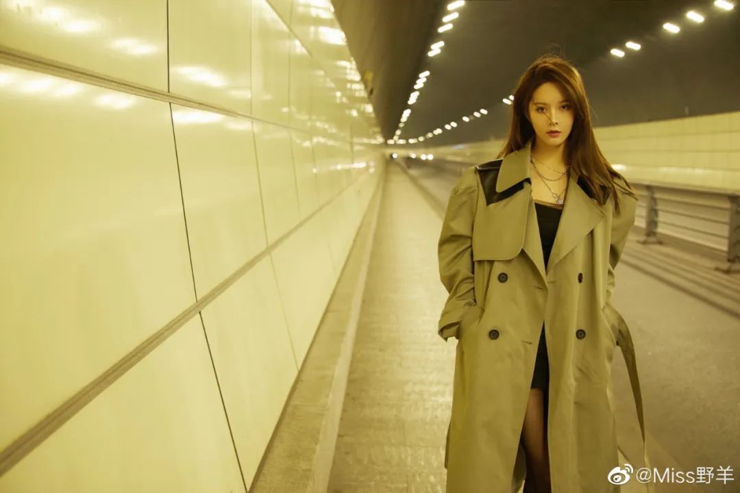网红 | 国内新人模特，拥有神之大长腿的MISS野羊
