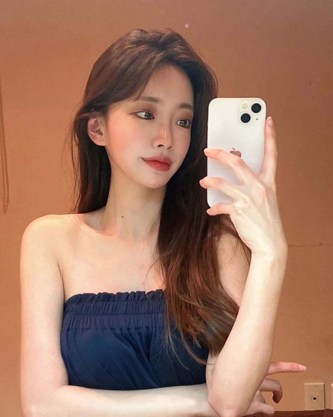 INS美女 | 韩国模特haesoll，逆天身材完美颜值