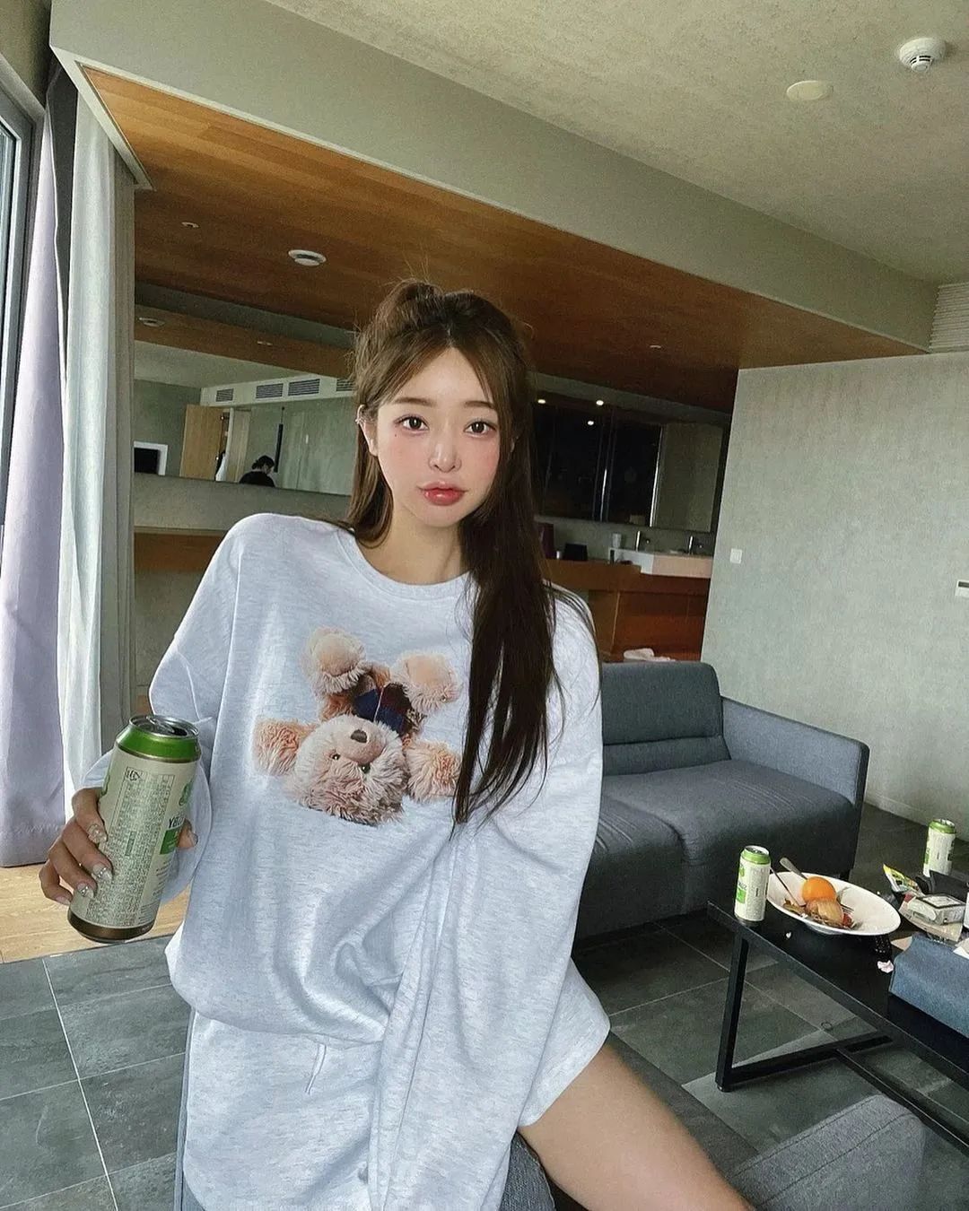 韩国网红模特李雅允，封面女郎大赛冠军