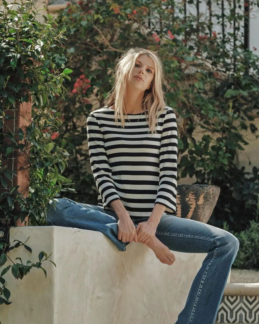 超模Charlotte McKinney | 街拍穿搭呈现出美式性感之风