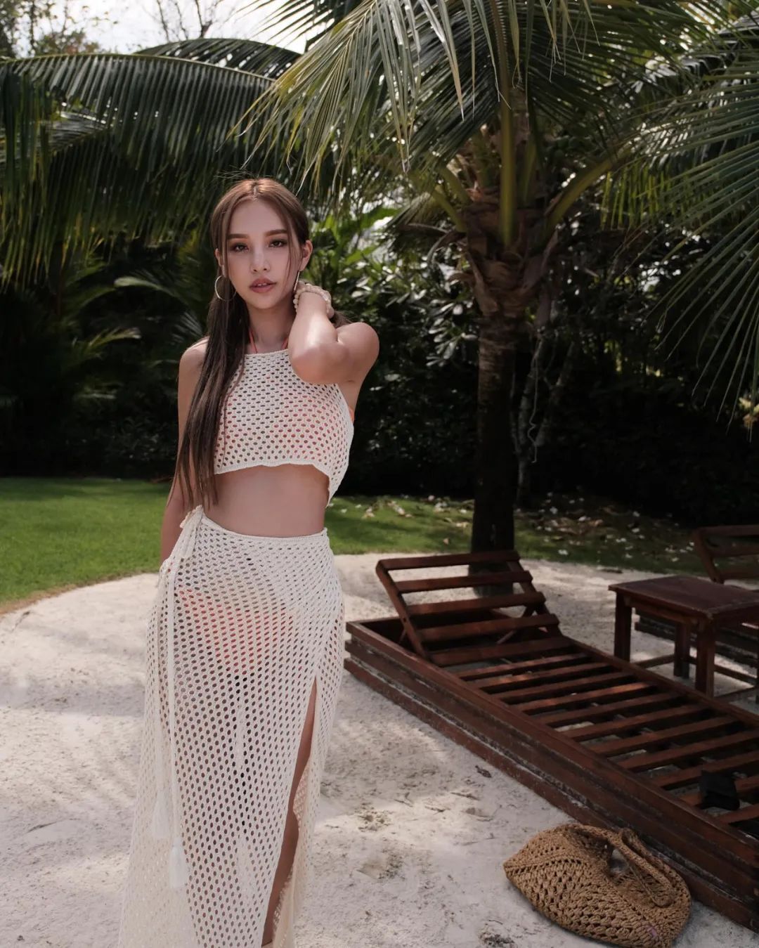 台湾模特意含，古铜色皮肤的欧美风辣妹