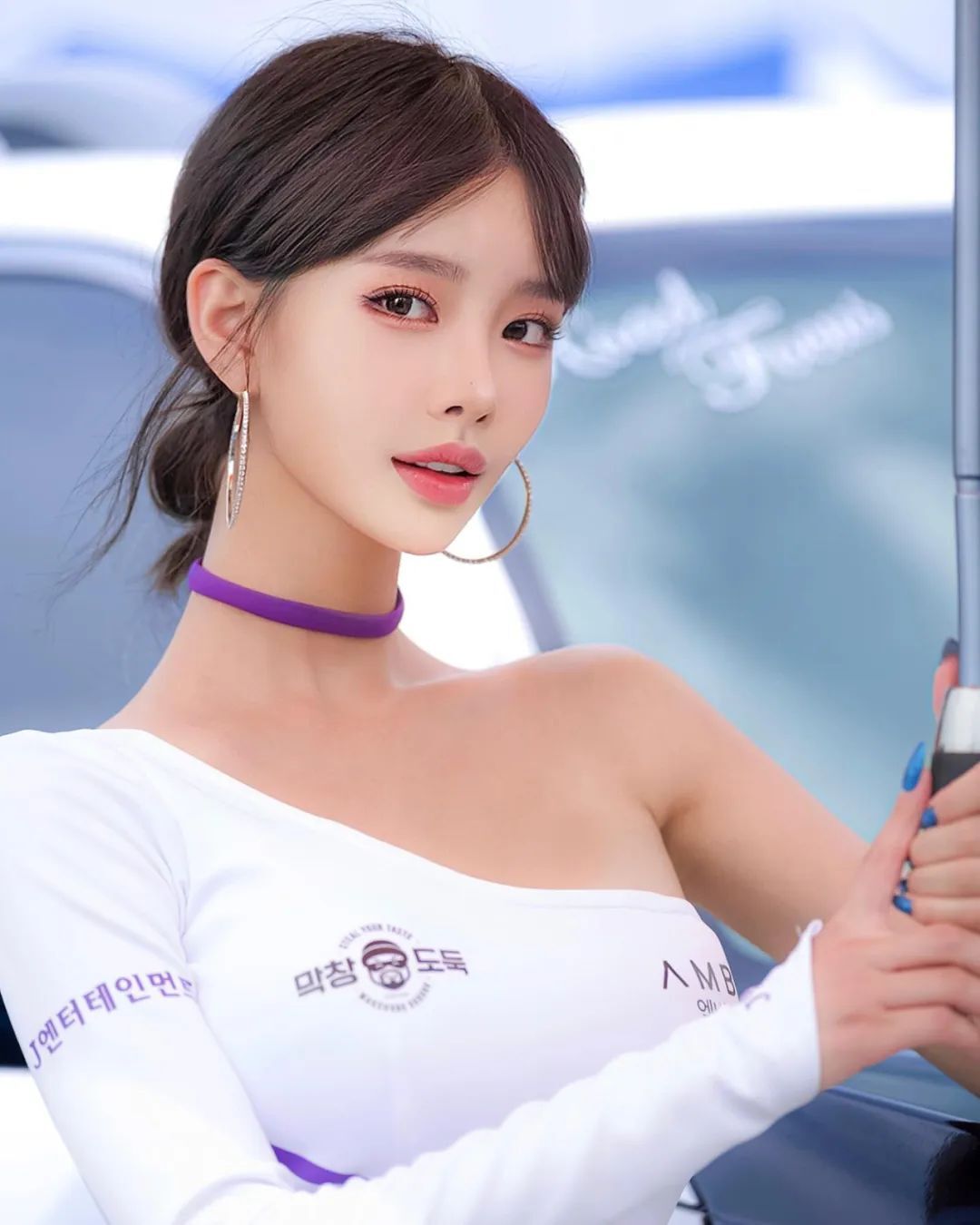 韩国车模 | 甜美长相大长腿，性感妖娆好身材！
