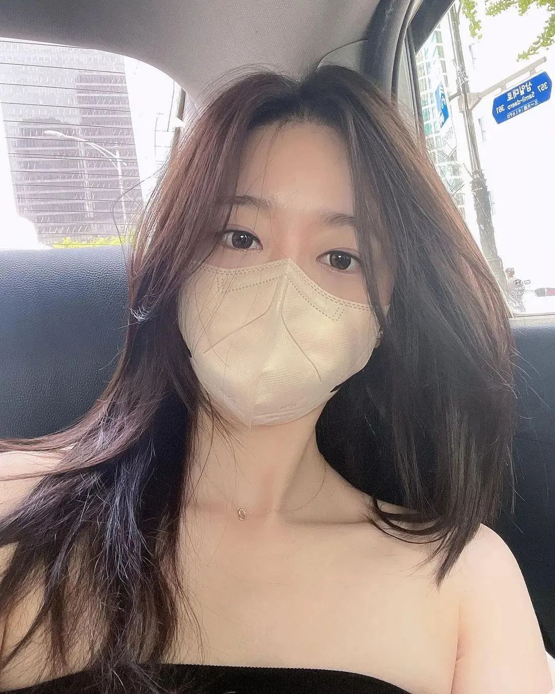 [仙女集]美女妖且闲，采桑歧路间