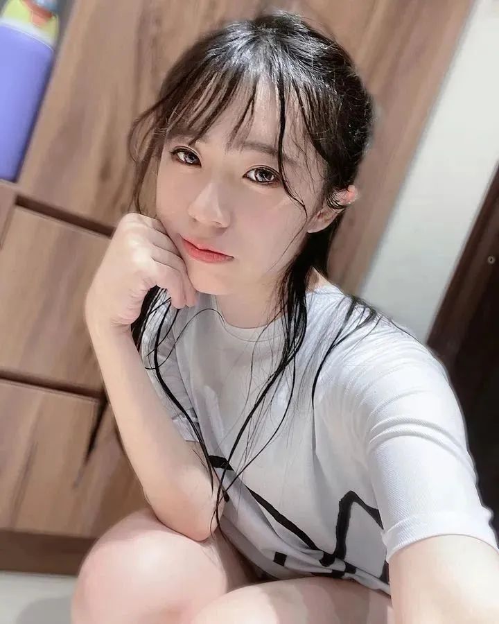 [仙女集]双眼秋波闪，酥胸玉兔颠，美艳若貂蝉