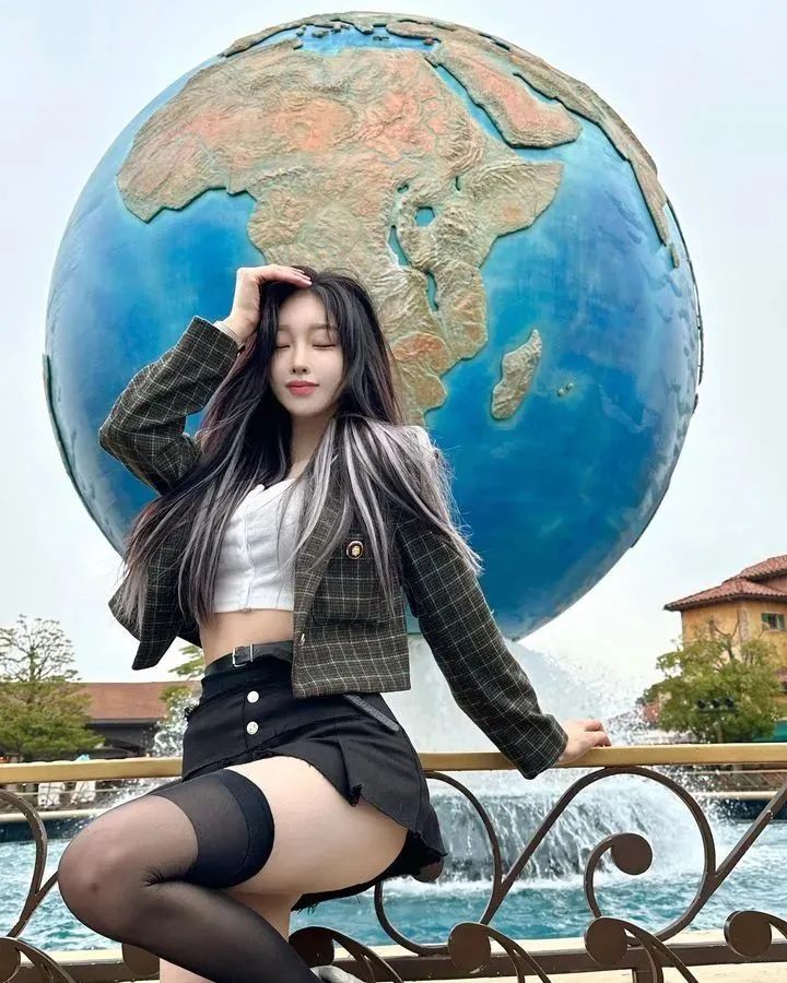 [仙女集]身材修长又有曲线，让人想起玲珑之美