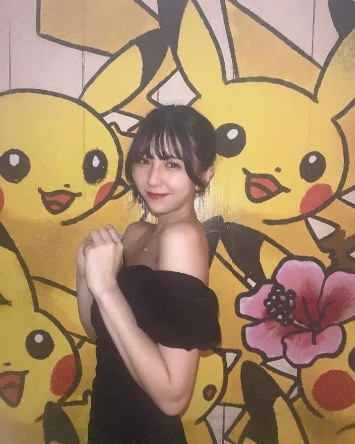 [仙女集]她腰身纤细如柳，如同旋律中高潮