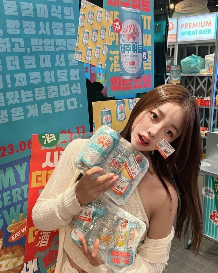[仙女集]那少女十七八岁年纪，一双大眼黑溜溜