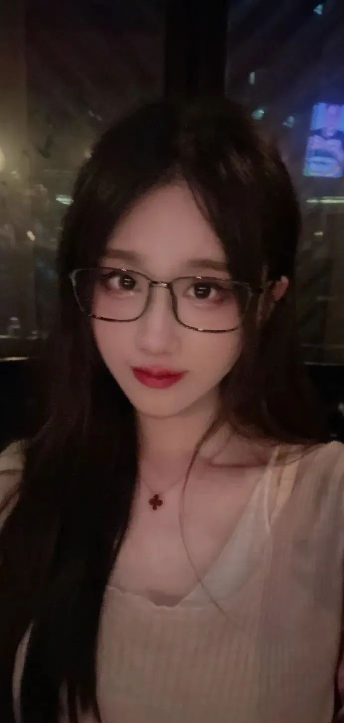 [仙女集]美女庆祝，哈登球迷，节日快乐！