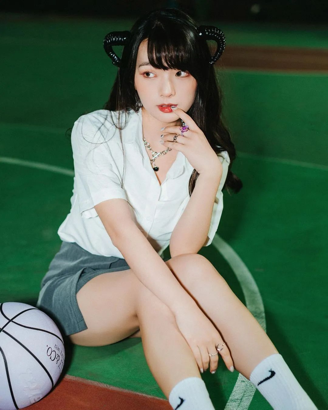 [仙女集]身披湖人23号可爱性感台妹