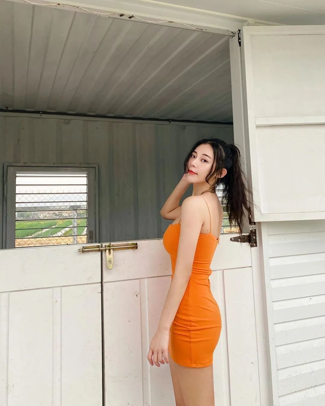 [仙女集]最甜奶茶妹，撩人小蛮腰
