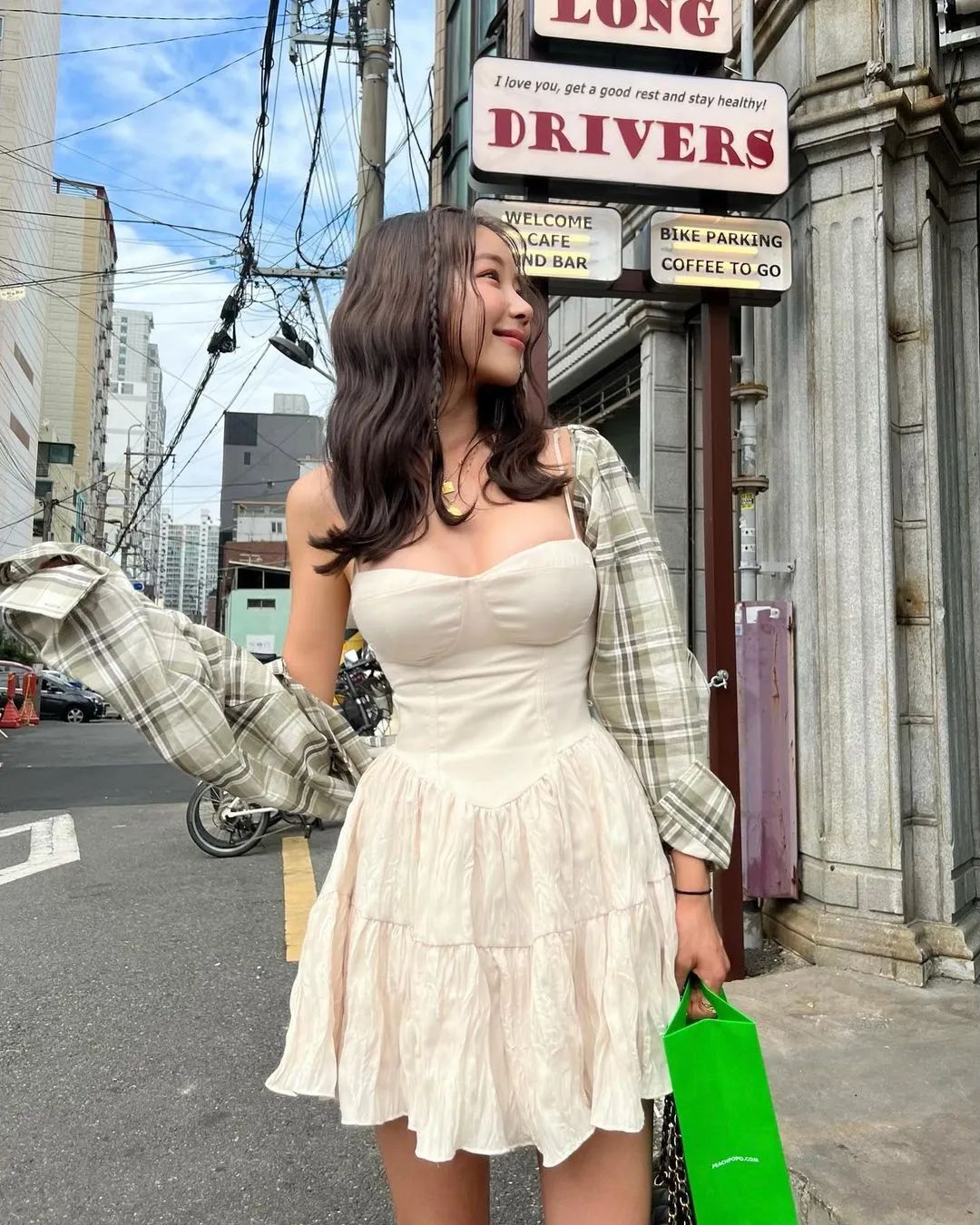 [仙女集]​这个身材，谁不迷糊！！
