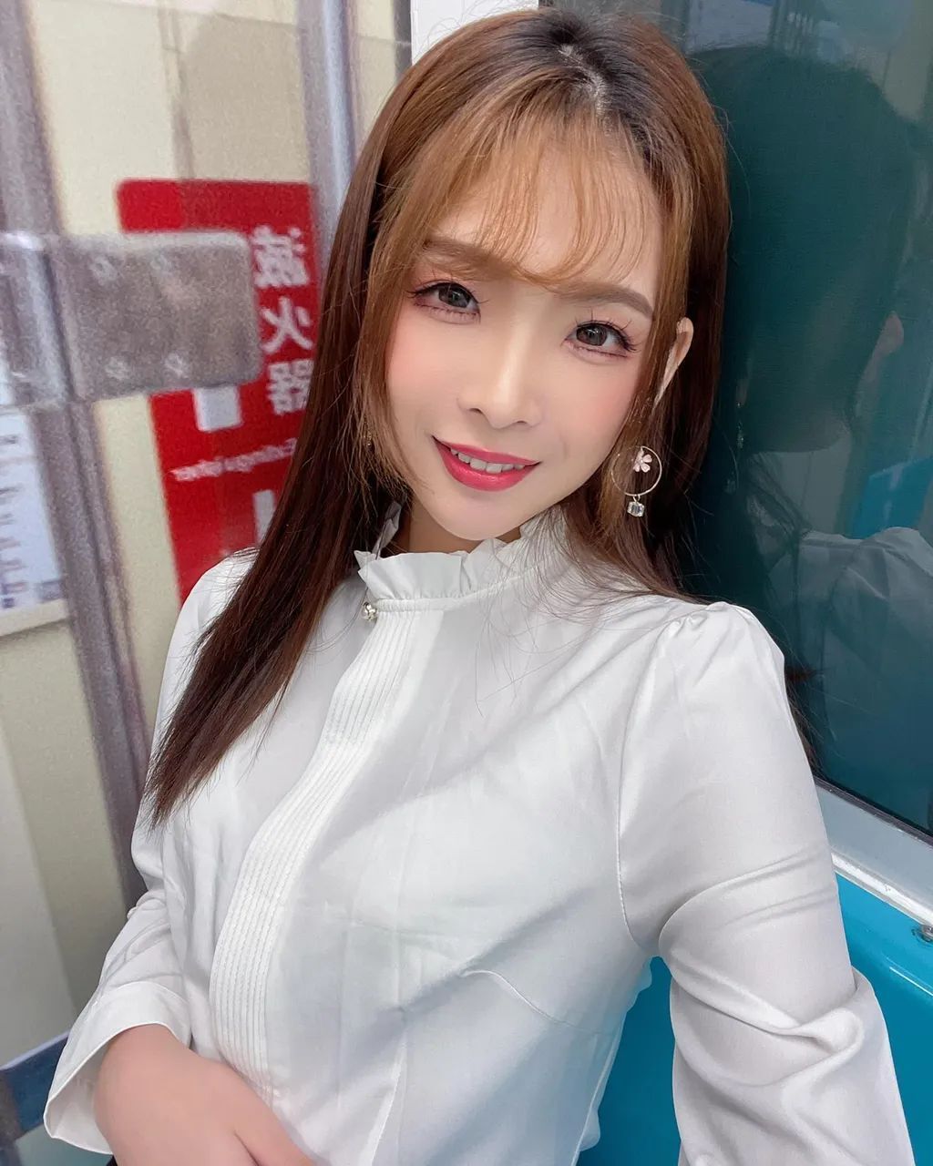 地铁里长腿美女
